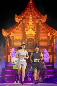 BIB: 632
                            <button type="button" onclick="openModal(22476524)" class="btn btn-primary btn-sm float-right btn-popup" data-toggle="modal" data-target=".modal-high-quality">
                        <i class="fas fa-shopping-cart"></i> Add to Cart
                    </button>
                                            <button type="button" onclick="isThisMe(22476524, true)" class="btn btn-success btn-sm float-right btn-popup btn-isme hidden" data-toggle="tooltip" data-placement="bottom" title="นี่คือรูปของคุณใช่ไหม คลิกที่นี่เพื่อเอาเข้าอัลบั้ม">
                        <i class="fas fa-plus"></i> Add to album
                    </button>
                    <button type="button" onclick="isThisMe(22476524, false)" class="btn btn-warning btn-sm float-right btn-popup btn-isnotme hidden">
                        <i class="fas fa-ban"></i> Remove from album
                    </button>